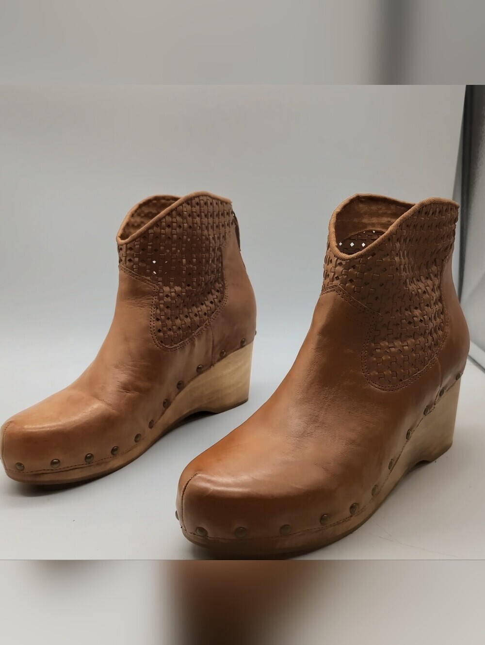 Kelsi Dagger Brooklyn Joker Leather Woven Clog Wedge Booties Tan Sz 11